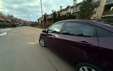 Hyundai Solaris II рестайлинг, 2013 год, 1 200 000 рублей, 2 фотография