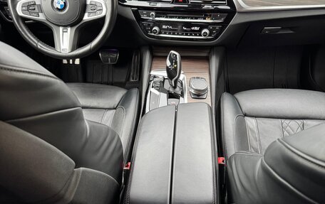 BMW 5 серия, 2018 год, 4 500 000 рублей, 29 фотография