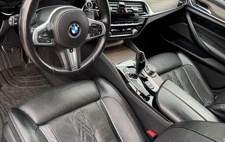 BMW 5 серия, 2018 год, 4 500 000 рублей, 32 фотография