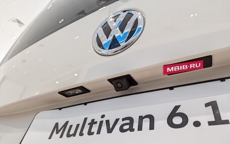 Volkswagen Multivan T6 рестайлинг, 2022 год, 13 600 000 рублей, 7 фотография