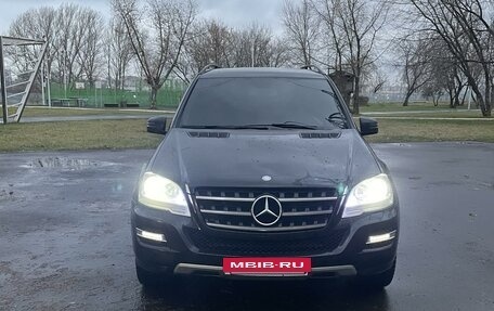 Mercedes-Benz M-Класс, 2011 год, 1 800 000 рублей, 2 фотография