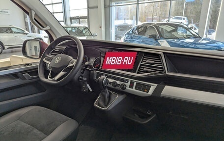 Volkswagen Multivan T6 рестайлинг, 2022 год, 12 000 000 рублей, 23 фотография