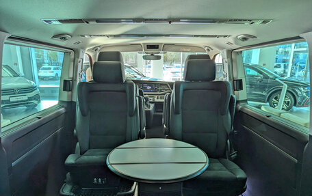 Volkswagen Multivan T6 рестайлинг, 2022 год, 12 000 000 рублей, 33 фотография