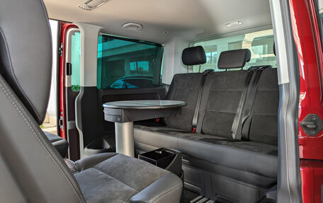 Volkswagen Multivan T6 рестайлинг, 2022 год, 12 000 000 рублей, 29 фотография