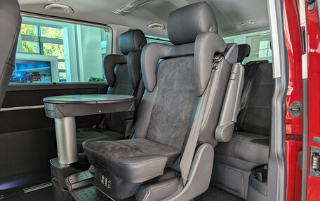 Volkswagen Multivan T6 рестайлинг, 2022 год, 12 000 000 рублей, 28 фотография