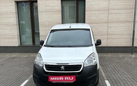 Peugeot Partner II рестайлинг 2, 2016 год, 1 200 000 рублей, 11 фотография