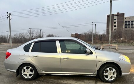 Renault Symbol, 2010 год, 800 000 рублей, 3 фотография