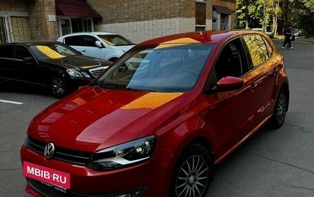 Volkswagen Polo VI (EU Market), 2010 год, 650 000 рублей, 2 фотография