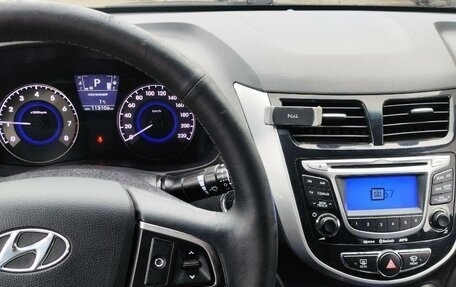 Hyundai Solaris II рестайлинг, 2013 год, 942 000 рублей, 6 фотография