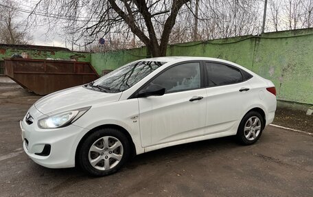 Hyundai Solaris II рестайлинг, 2013 год, 810 000 рублей, 6 фотография