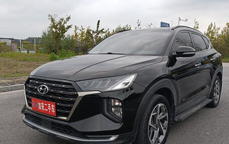 Hyundai Tucson III, 2020 год, 1 870 000 рублей, 2 фотография