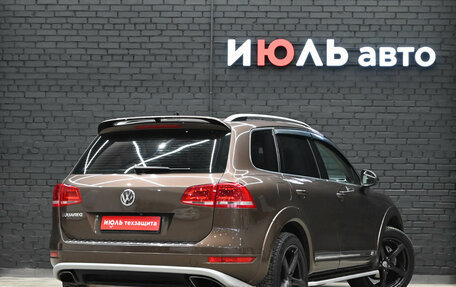 Volkswagen Touareg III, 2012 год, 2 650 000 рублей, 10 фотография