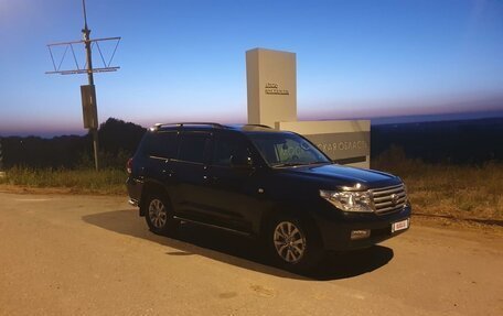 Toyota Land Cruiser 200, 2008 год, 2 900 000 рублей, 20 фотография