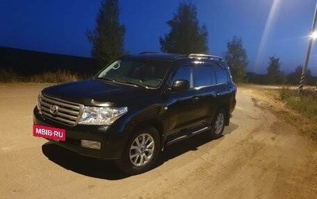 Toyota Land Cruiser 200, 2008 год, 2 900 000 рублей, 21 фотография