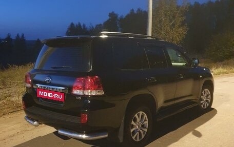 Toyota Land Cruiser 200, 2008 год, 2 900 000 рублей, 22 фотография