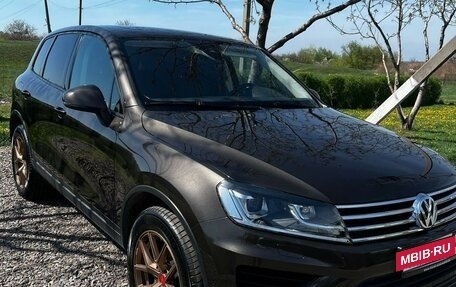 Volkswagen Touareg III, 2017 год, 4 600 000 рублей, 3 фотография