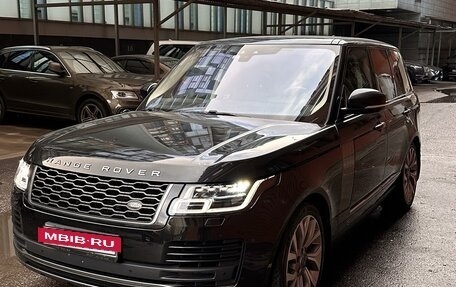 Land Rover Range Rover IV рестайлинг, 2018 год, 8 950 000 рублей, 3 фотография