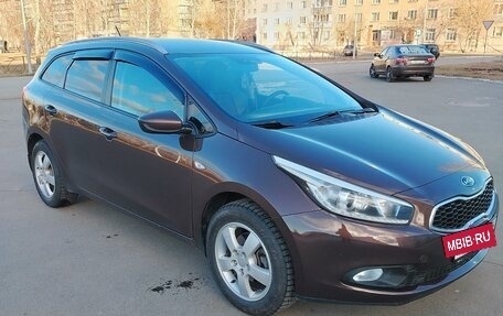 KIA cee'd III, 2013 год, 950 000 рублей, 12 фотография