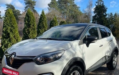 Renault Kaptur I рестайлинг, 2018 год, 1 340 000 рублей, 11 фотография