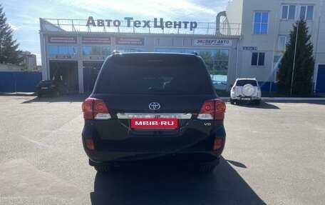 Toyota Land Cruiser 200, 2012 год, 4 750 000 рублей, 6 фотография