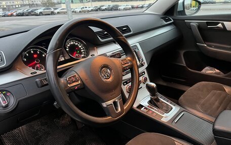 Volkswagen Passat B7, 2012 год, 1 170 000 рублей, 13 фотография