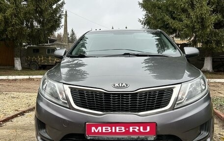 KIA Rio III рестайлинг, 2013 год, 825 000 рублей, 8 фотография