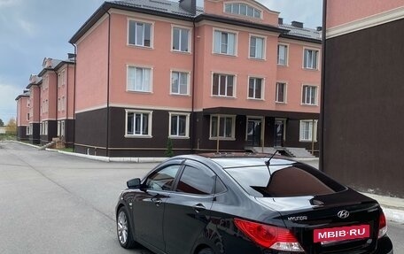 Hyundai Solaris II рестайлинг, 2013 год, 1 150 000 рублей, 3 фотография