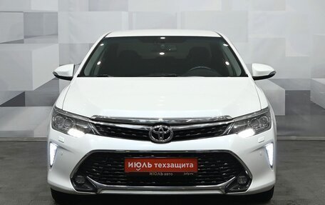 Toyota Camry, 2017 год, 2 700 000 рублей, 2 фотография