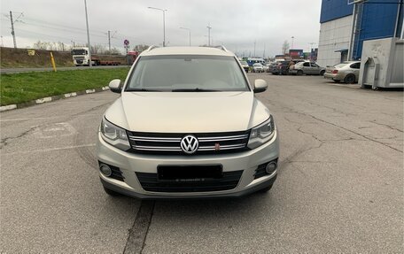 Volkswagen Tiguan I, 2013 год, 2 100 000 рублей, 1 фотография