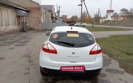 Renault Megane III, 2012 год, 700 000 рублей, 4 фотография