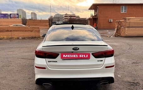 KIA Optima IV, 2018 год, 2 500 000 рублей, 9 фотография