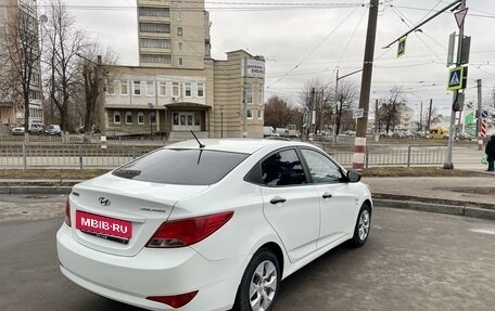 Hyundai Solaris II рестайлинг, 2015 год, 1 095 000 рублей, 8 фотография