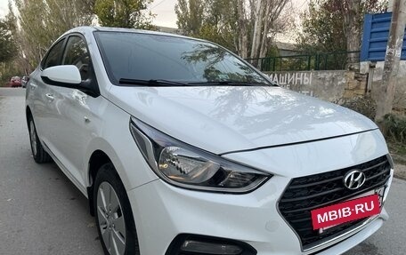 Hyundai Solaris II рестайлинг, 2019 год, 1 195 000 рублей, 2 фотография