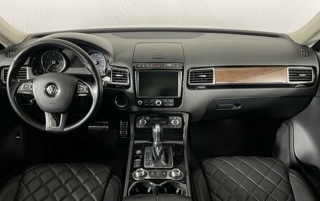 Volkswagen Touareg III, 2016 год, 4 300 000 рублей, 7 фотография