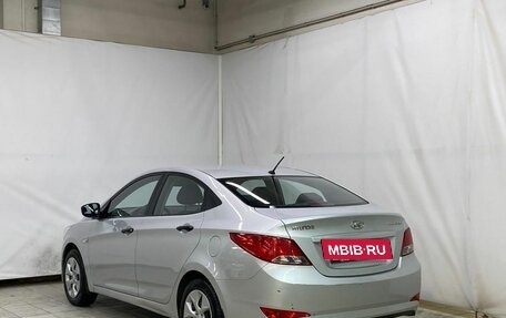 Hyundai Solaris II рестайлинг, 2015 год, 980 000 рублей, 7 фотография