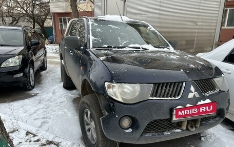 Mitsubishi L200 IV рестайлинг, 2008 год, 900 000 рублей, 2 фотография