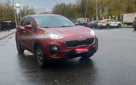 KIA Sportage IV рестайлинг, 2020 год, 2 400 000 рублей, 10 фотография