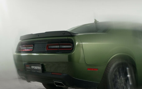 Dodge Challenger III рестайлинг 2, 2022 год, 5 600 000 рублей, 25 фотография