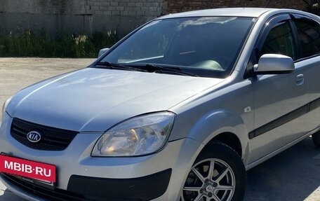 KIA Rio II, 2006 год, 569 000 рублей, 21 фотография