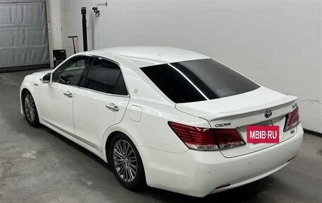 Toyota Crown, 2015 год, 2 869 964 рублей, 3 фотография