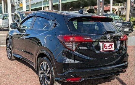 Honda Vezel, 2021 год, 1 450 000 рублей, 23 фотография