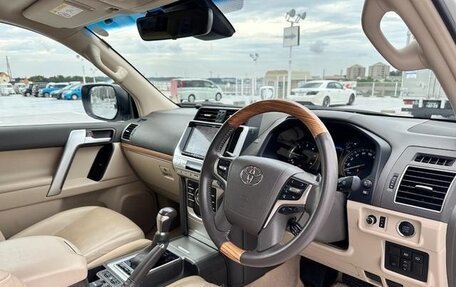 Toyota Land Cruiser Prado 150 рестайлинг 2, 2021 год, 4 100 000 рублей, 12 фотография