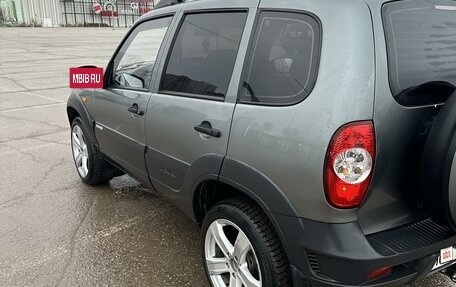 Chevrolet Niva I рестайлинг, 2012 год, 735 000 рублей, 3 фотография