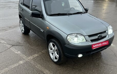 Chevrolet Niva I рестайлинг, 2012 год, 735 000 рублей, 6 фотография