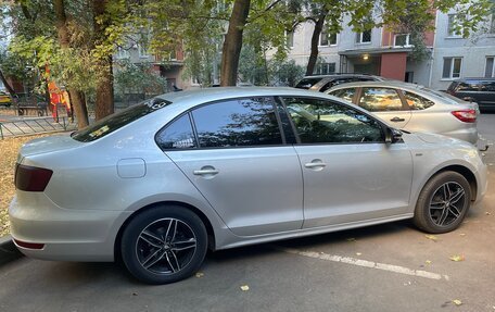 Volkswagen Jetta VI, 2013 год, 1 200 000 рублей, 3 фотография