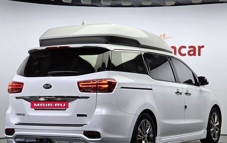 KIA Carnival III, 2020 год, 2 380 000 рублей, 4 фотография