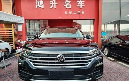 Volkswagen Touareg III, 2021 год, 6 000 000 рублей, 3 фотография