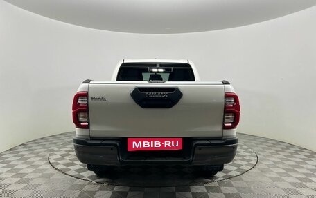 Toyota Hilux VIII, 2021 год, 5 199 000 рублей, 6 фотография