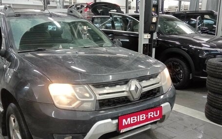 Renault Duster I рестайлинг, 2018 год, 1 000 000 рублей, 2 фотография