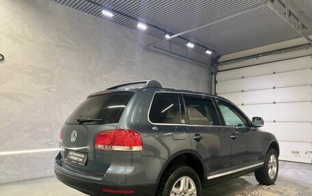 Volkswagen Touareg III, 2005 год, 999 000 рублей, 6 фотография